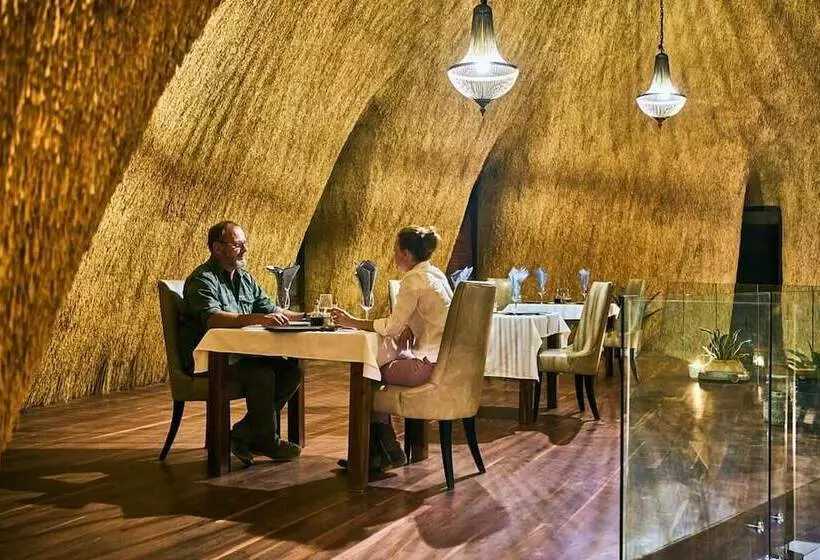 هتل Desert Hills Lodge