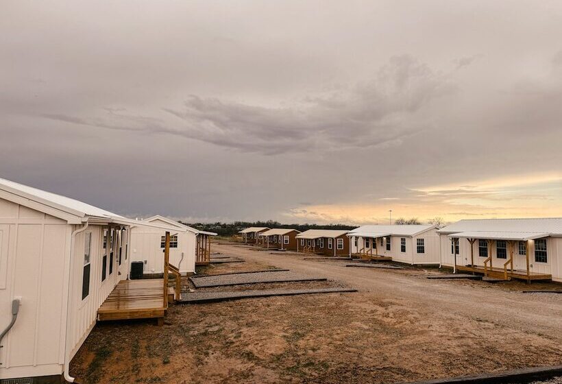 호텔 The Glamping At Eden Reserve