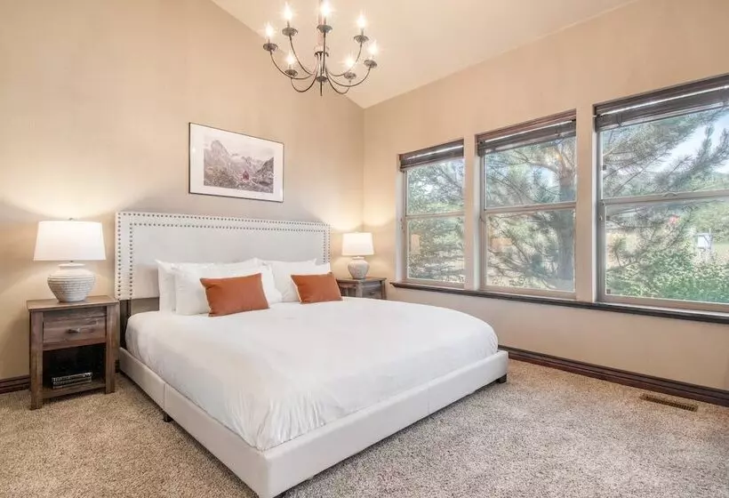 Lucky Bill By Avantstay Lake Views, 15mins To Park City Mtn