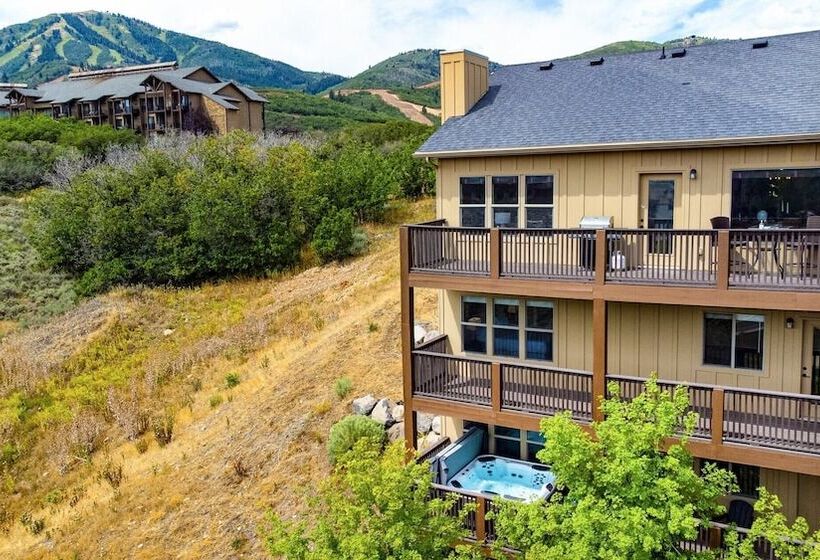 Lucky Bill By Avantstay Lake Views, 15mins To Park City Mtn