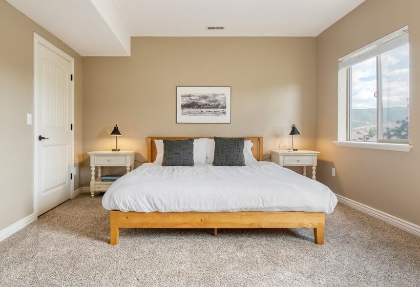 Lucky Bill By Avantstay Lake Views, 15mins To Park City Mtn