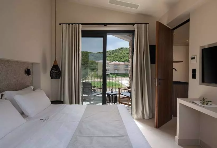 Olivera Suites Sarti