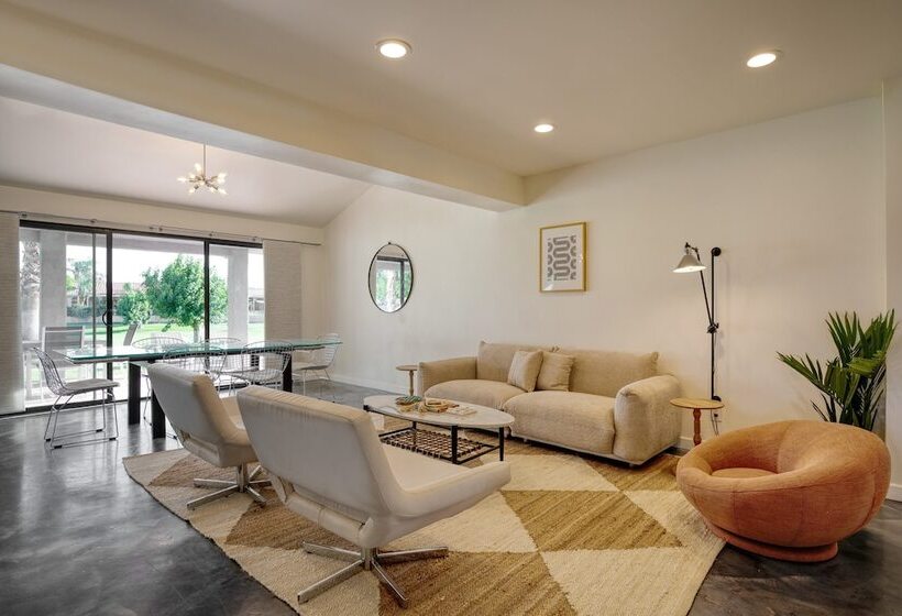 Quinta Blue By Avantstay Pool & Puttin Green, On The Golf Course!