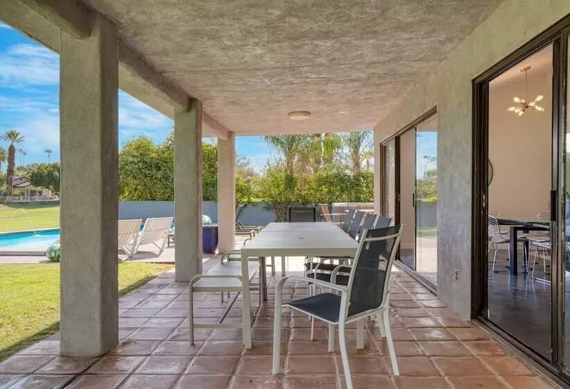 Quinta Blue By Avantstay Pool & Puttin Green, On The Golf Course!