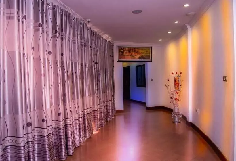 Lomakeskus Nejobugg Palace