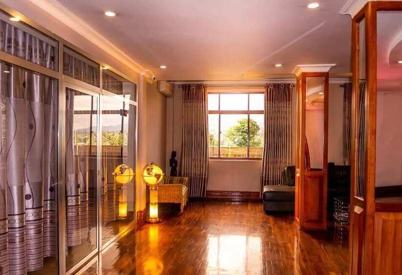 منتجع Nejobugg Palace