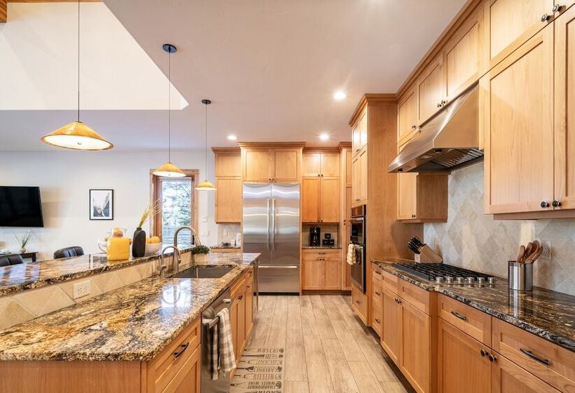 Riverwatch By Avantstay Deschutes In Your Yard