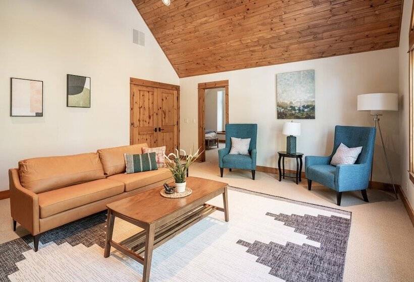 Riverwatch By Avantstay Deschutes In Your Yard