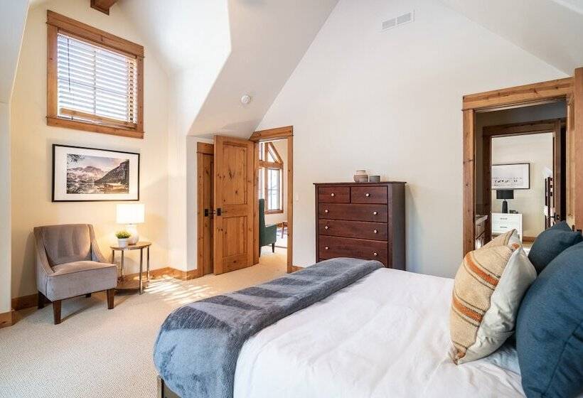 Riverwatch By Avantstay Deschutes In Your Yard