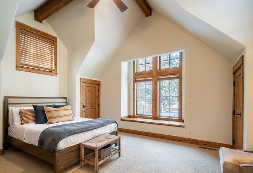 Riverwatch By Avantstay Deschutes In Your Yard