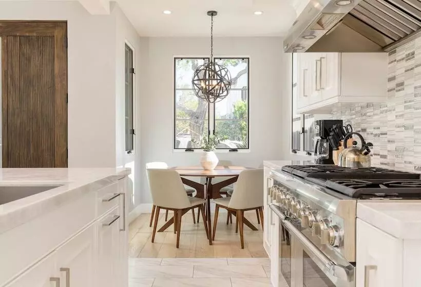Sea Crown By Avantstay 5mins From The Beach W/ Multiple Terraces! Permit#slp13639