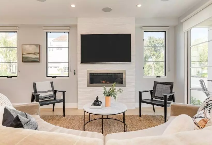 Sea Crown By Avantstay 5mins From The Beach W/ Multiple Terraces! Permit#slp13639