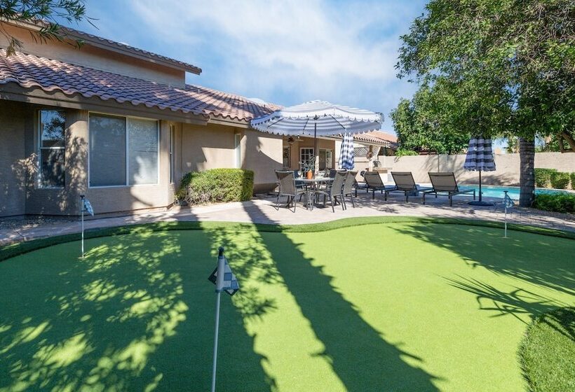 Spanish Wells By Avantstay Putting Green + Pool!