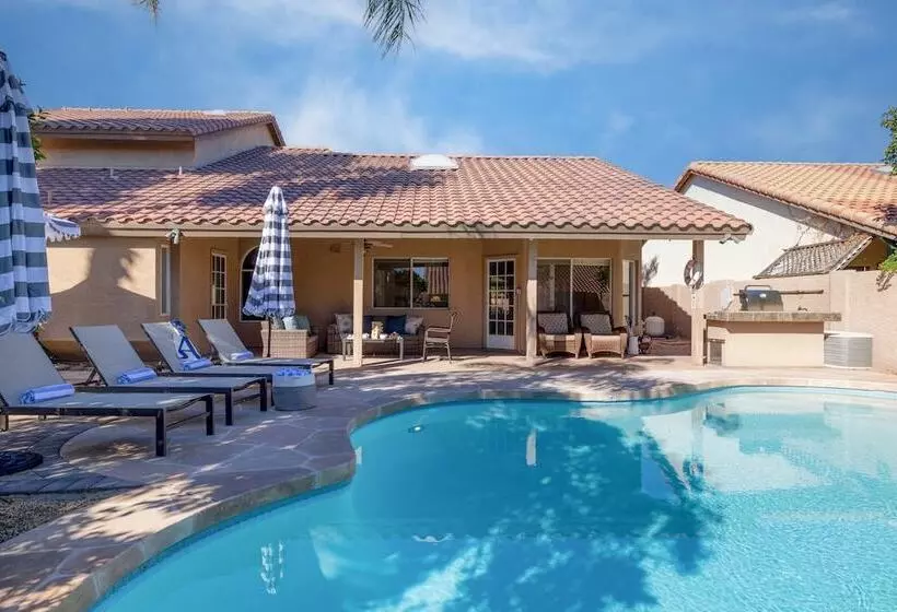 Spanish Wells By Avantstay Putting Green + Pool!