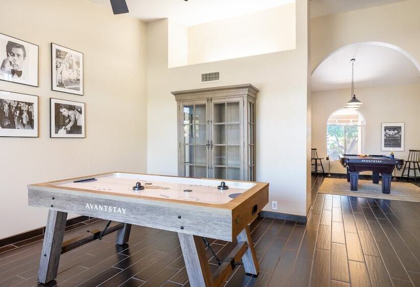 Spanish Wells By Avantstay Putting Green + Pool!