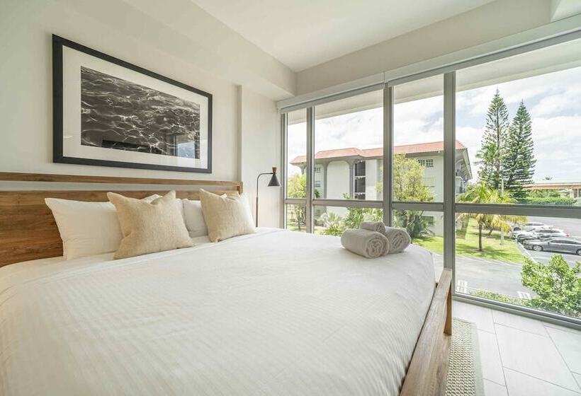 Tucker At Palmer Dadeland Miami