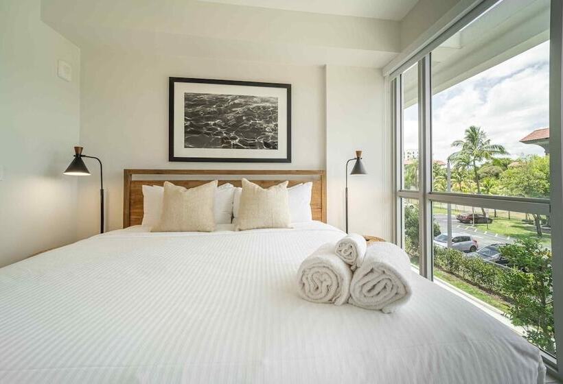 Tucker At Palmer Dadeland Miami