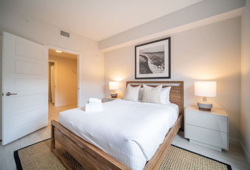 Tucker At Palmer Dadeland Miami