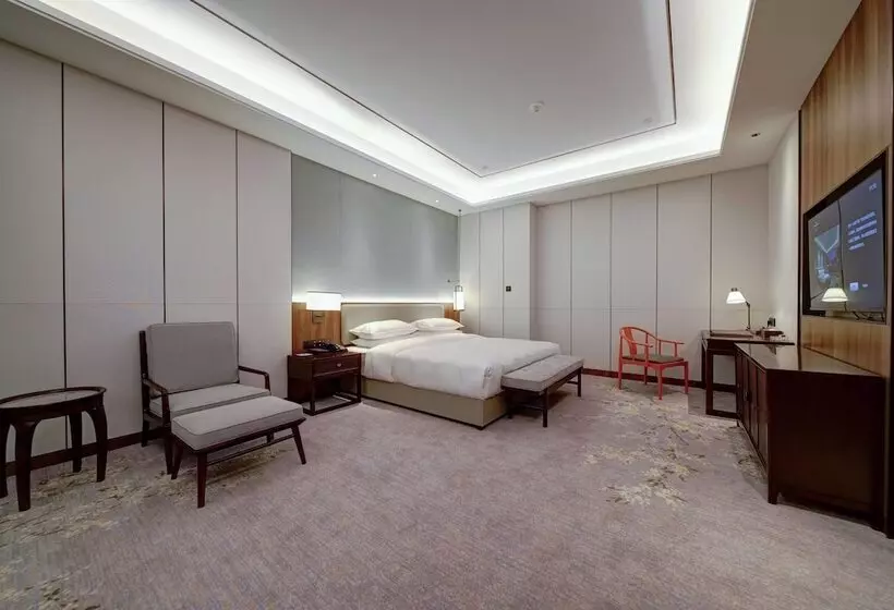Howard Johnson By Wyndham Yilin Hotel Guangan