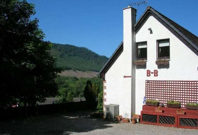 مبيت وإفطار Darroch View B And B