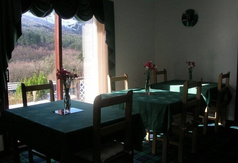 مبيت وإفطار Darroch View B And B