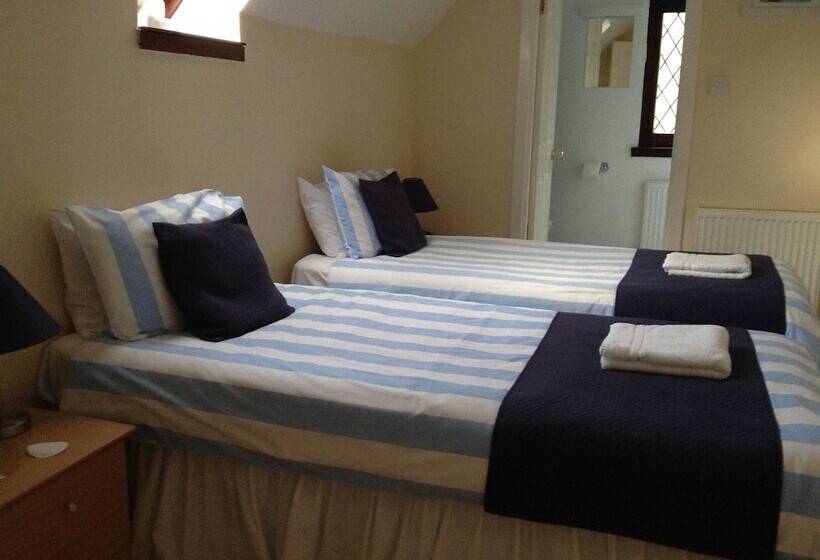 مبيت وإفطار Darroch View B And B