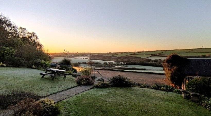 Bed and Breakfast Degembris Farmhouse