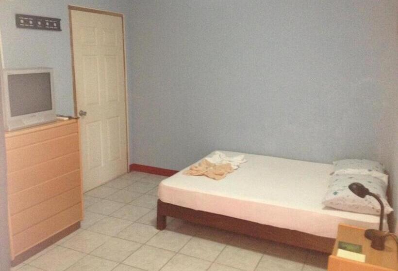 تختخواب و صبحانه Valerie