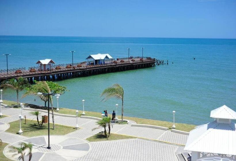 هتل Art Deco Beach