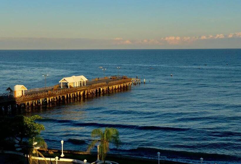 هتل Art Deco Beach