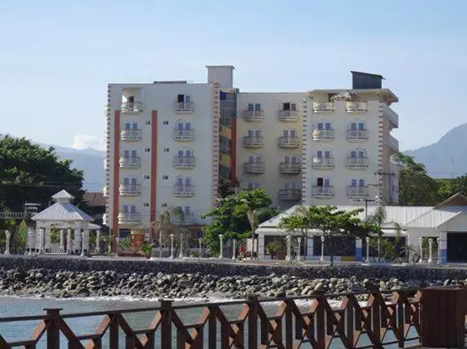 هتل Art Deco Beach