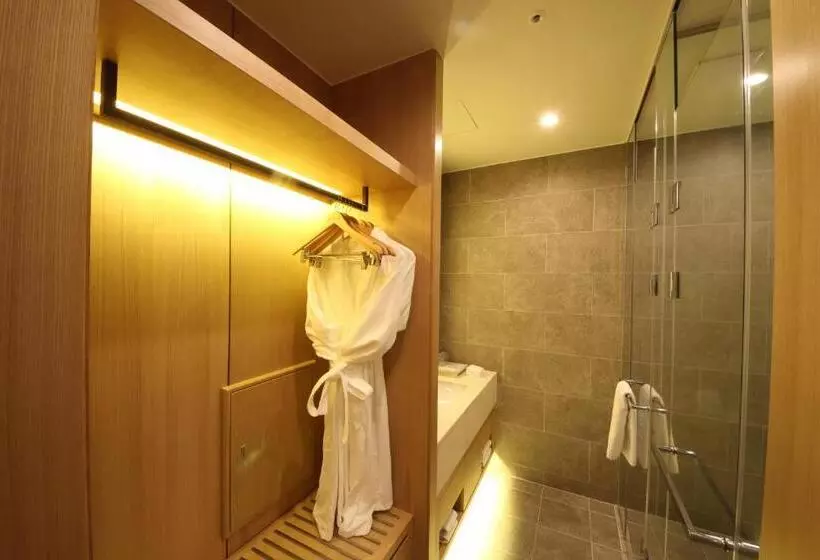 ホテル Benikea The H