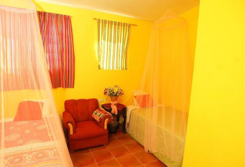 هتل Casa Colonial Panasurf