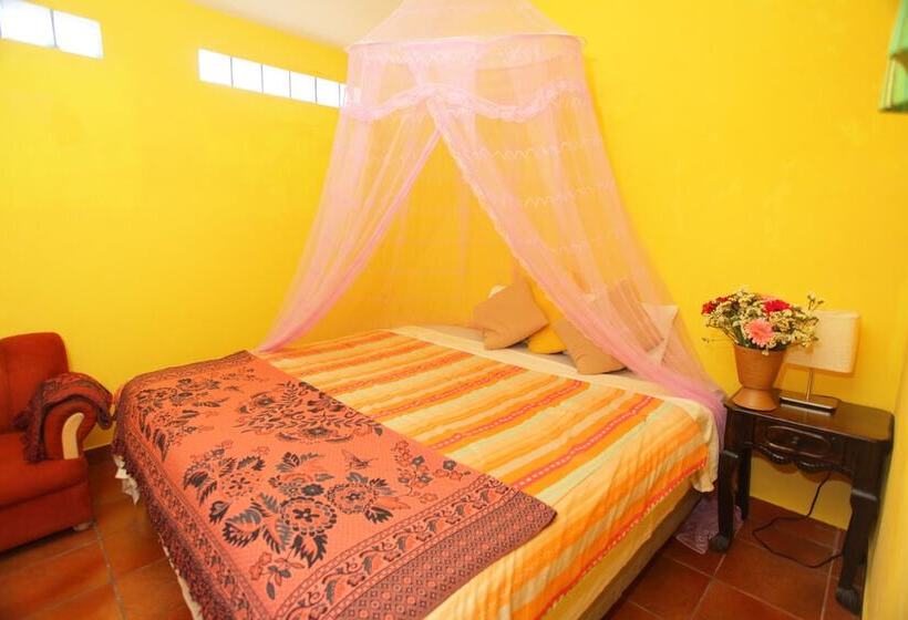 هتل Casa Colonial Panasurf