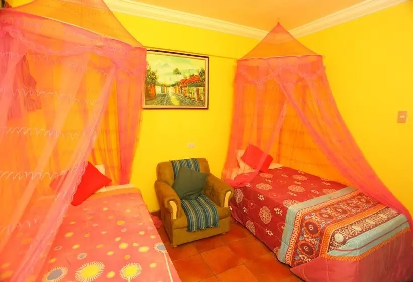 هتل Casa Colonial Panasurf
