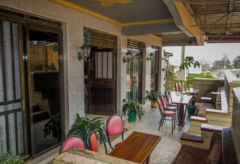 هتل Grand Holiday International