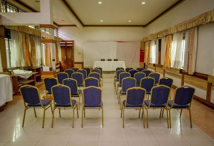 هتل Grand Holiday International