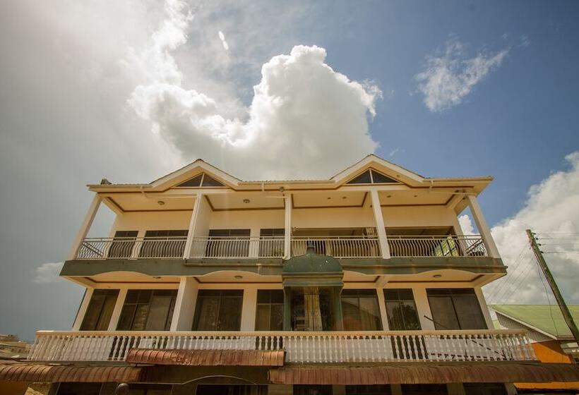 هتل Grand Holiday International