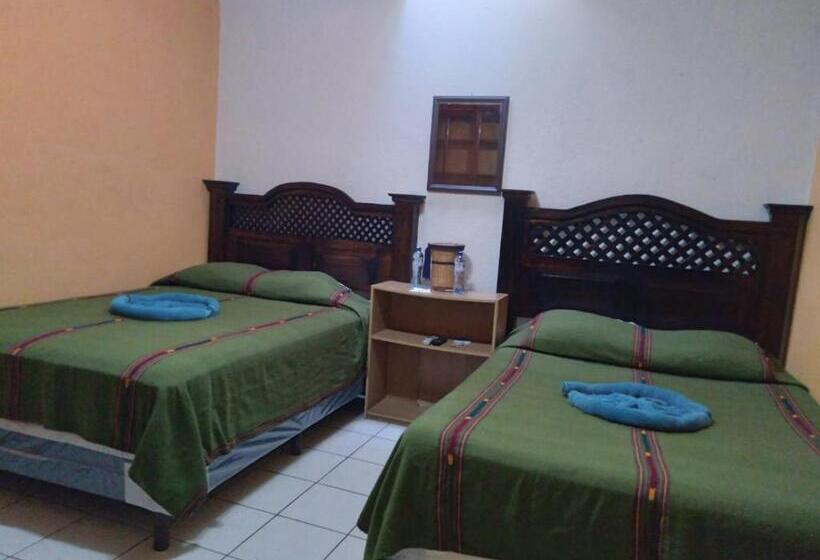 هتل Hospedaje El Viajero Antigua