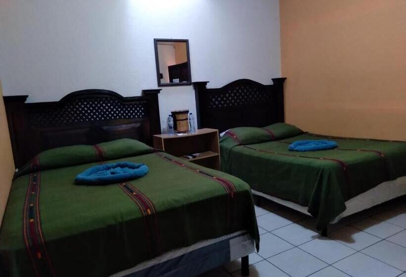 هتل Hospedaje El Viajero Antigua