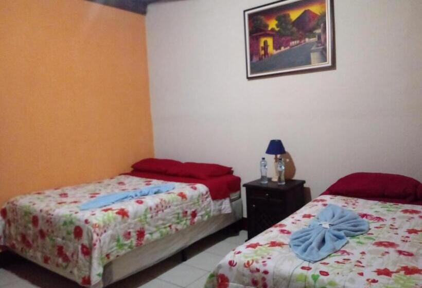 هتل Hospedaje El Viajero Antigua