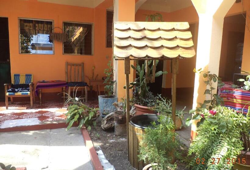 هتل Hospedaje El Viajero