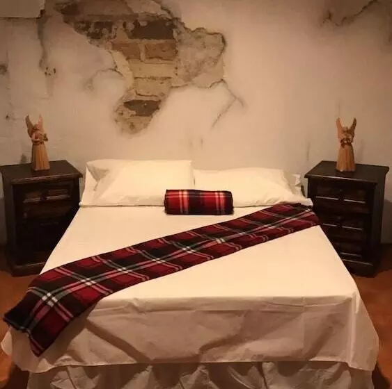 هتل Hostel La Quinta