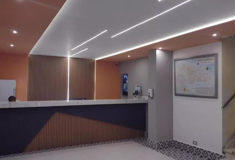 هتل Plaza Coral