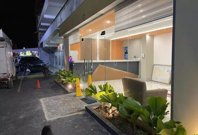 هتل Plaza Coral