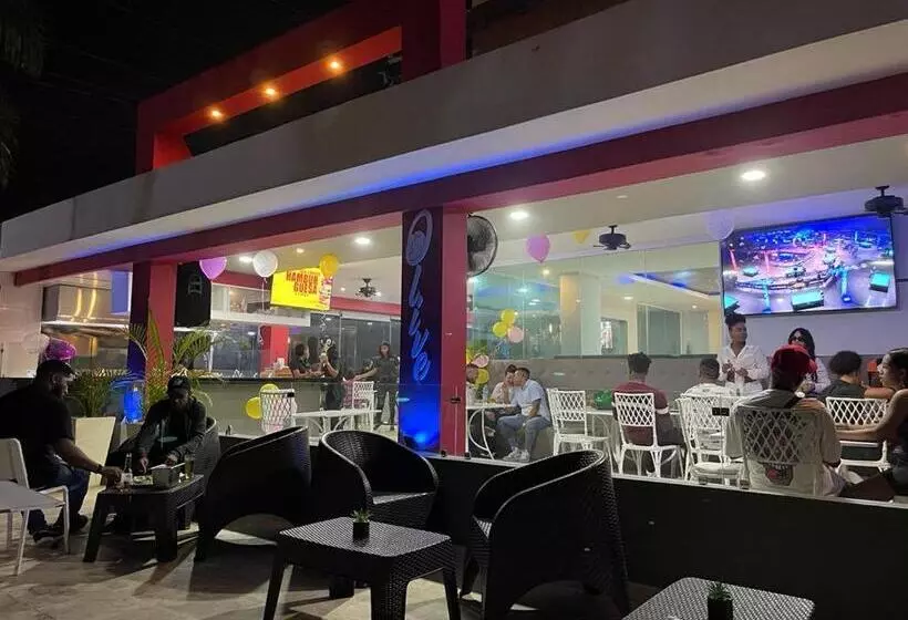 هتل Plaza Coral
