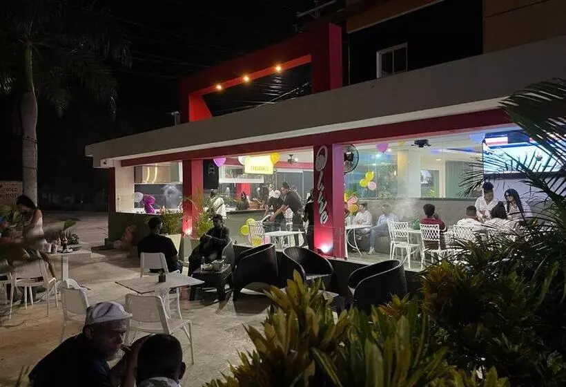 هتل Plaza Coral