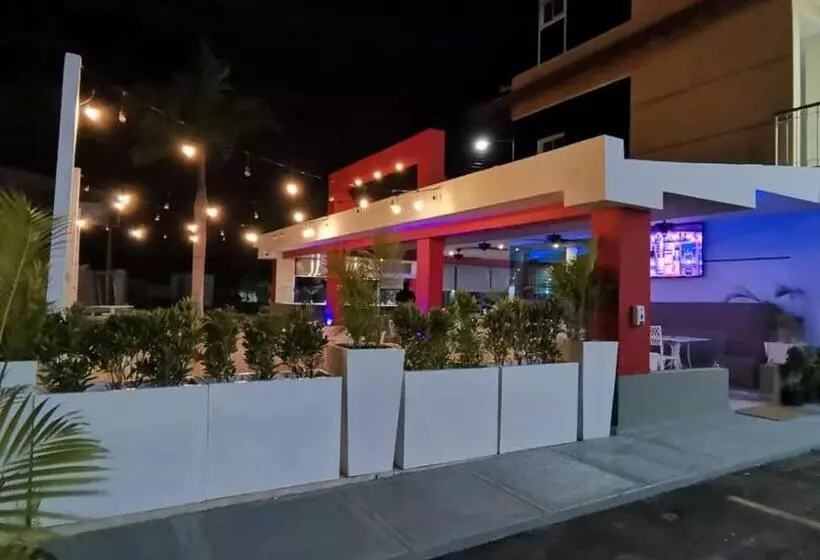 هتل Plaza Coral