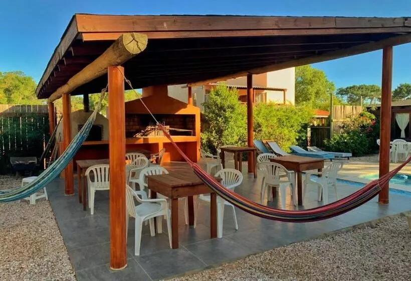 Hotelli Posada Cova Del Sol