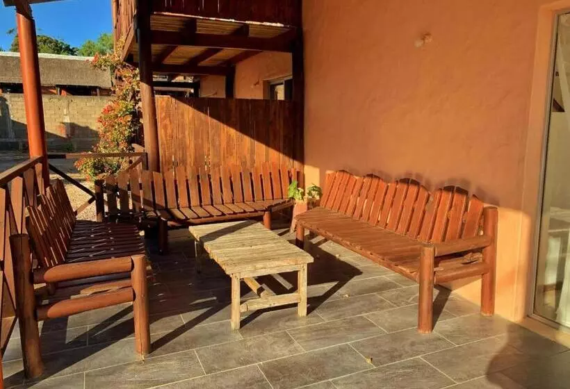 Hotelli Posada Cova Del Sol